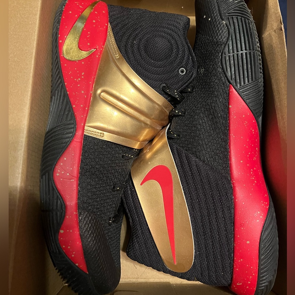 Kyrie 2 Nike iD Custom Sneakers sz 13